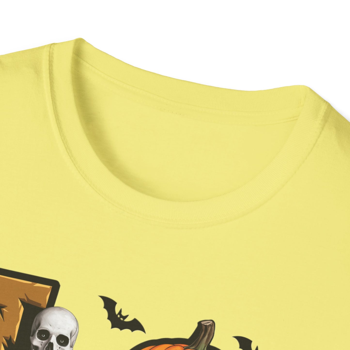 Halloween Skeleton Love T-Shirt, Spooky Graphic Tee, Unisex Fall Apparel, Halloween Costume, Trick or Treat Shirt