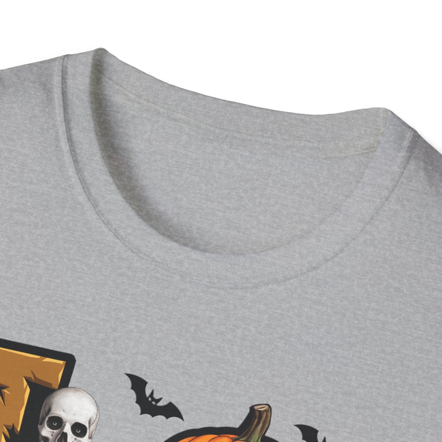 Halloween Skeleton Love T-Shirt, Spooky Graphic Tee, Unisex Fall Apparel, Halloween Costume, Trick or Treat Shirt