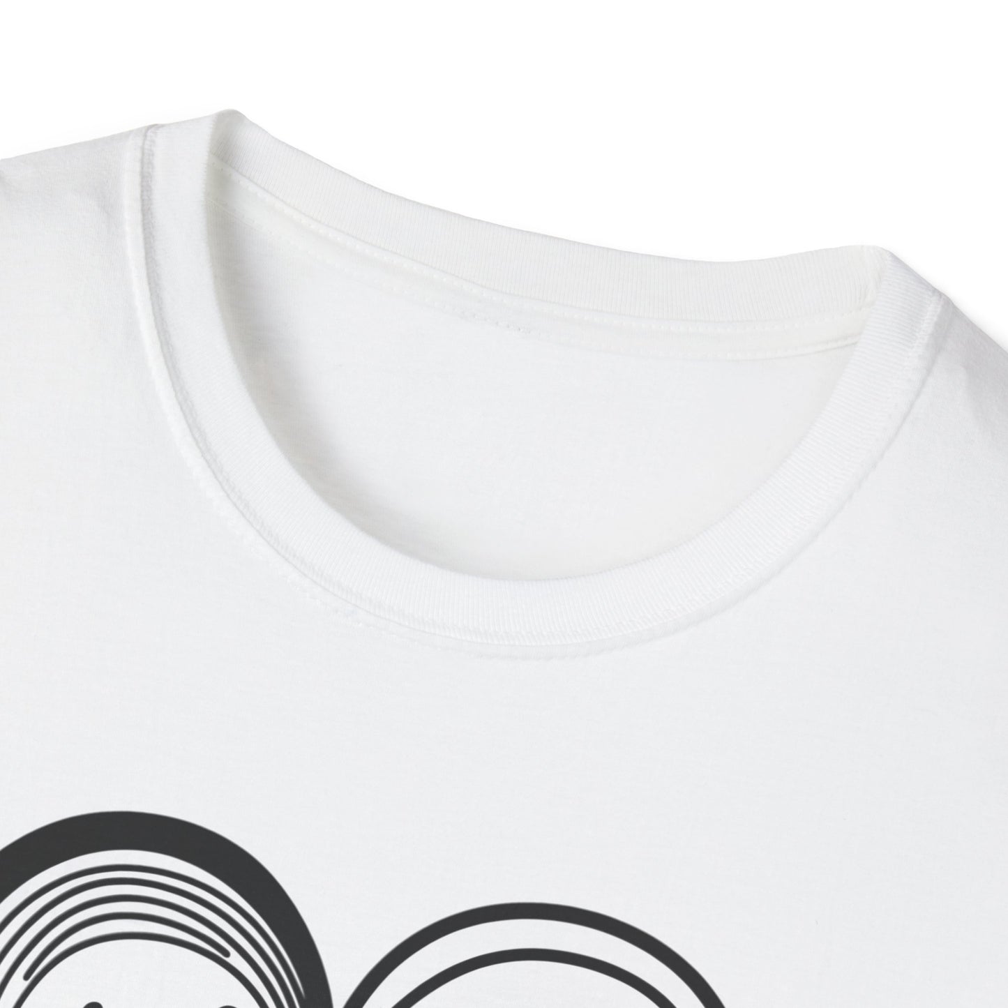 Heartfelt Mom T-Shirt | Gift for Mom | Mother's Day Tee | Casual Wear | Family Love