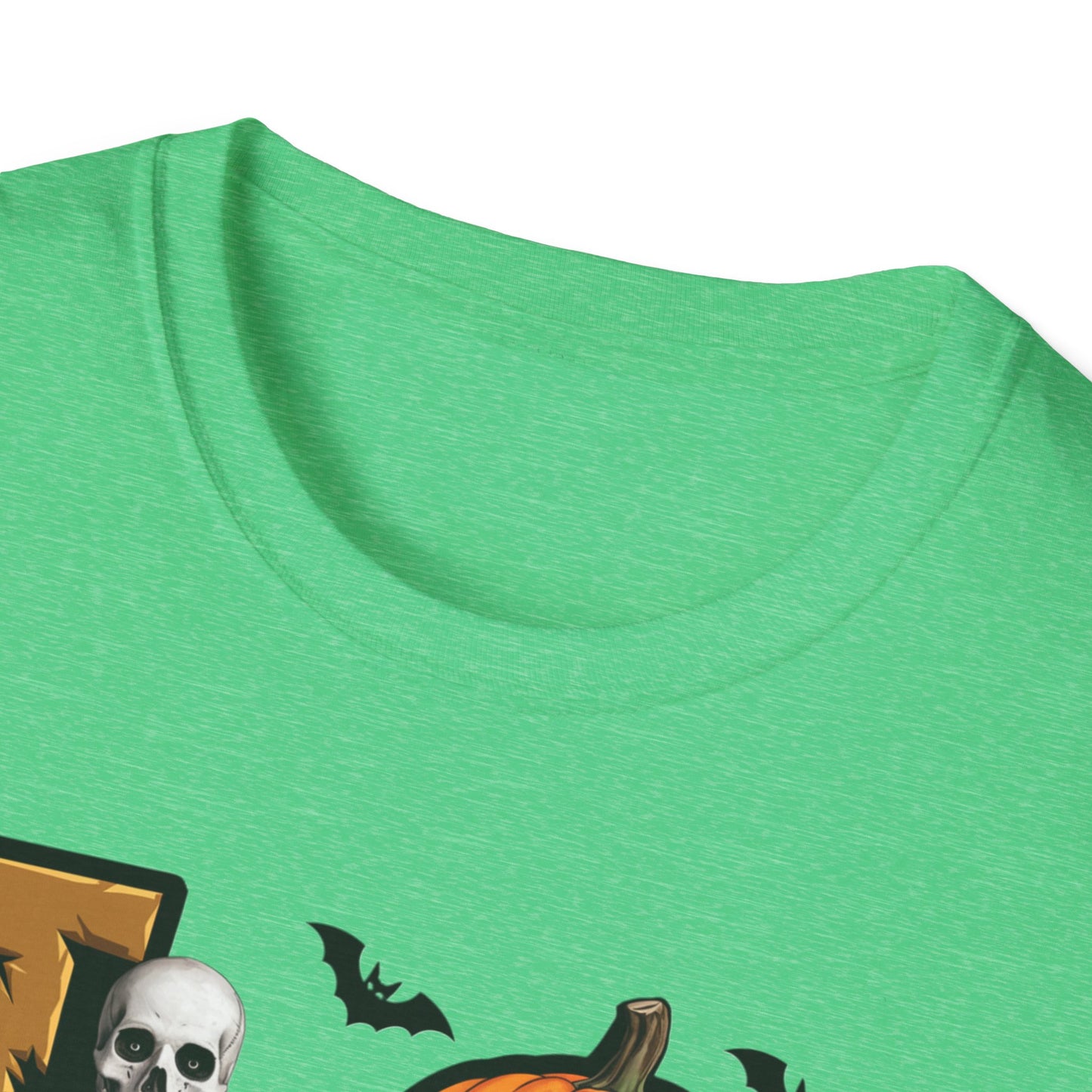 Halloween Skeleton Love T-Shirt, Spooky Graphic Tee, Unisex Fall Apparel, Halloween Costume, Trick or Treat Shirt